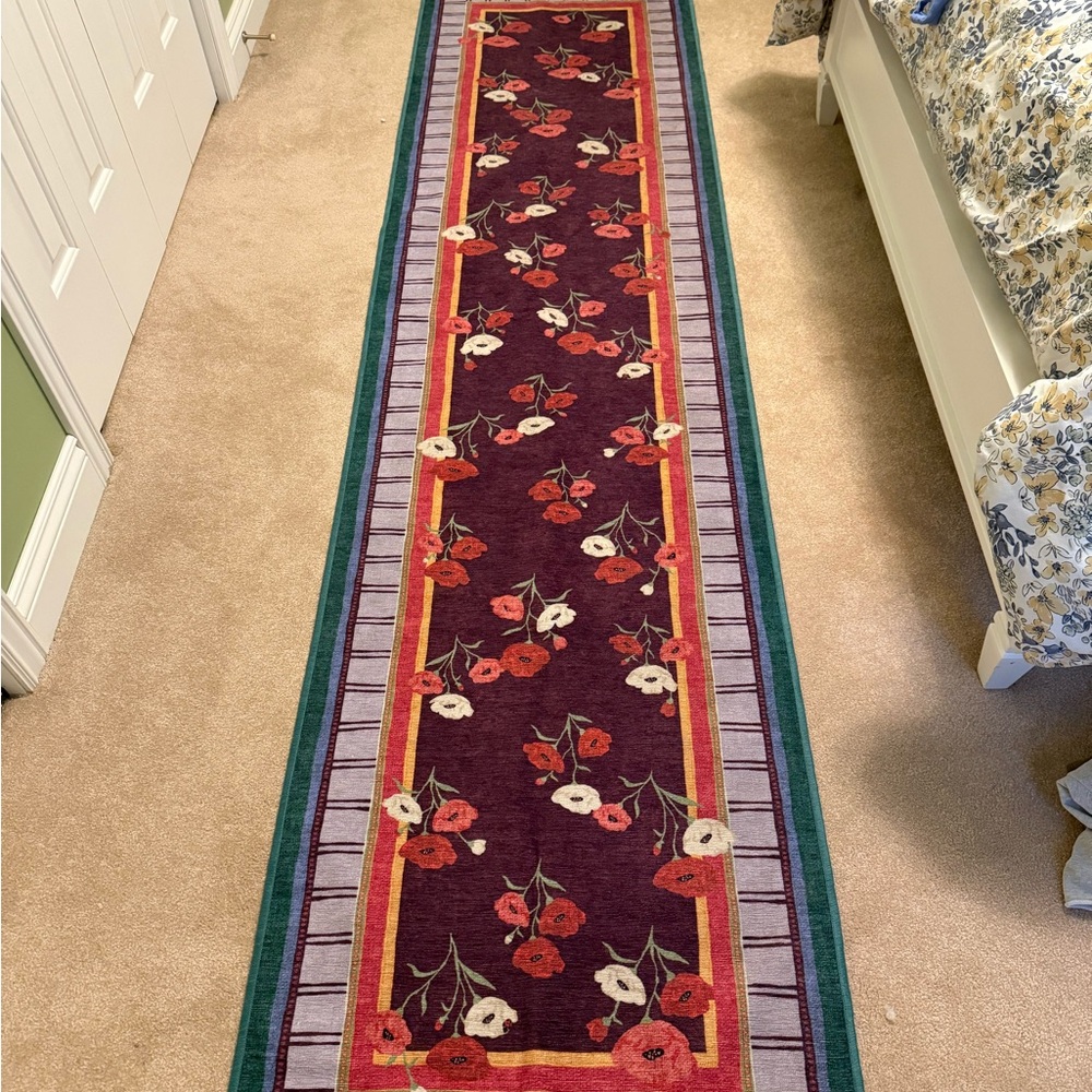 Ruggable IRIS APFEL AMBROEUS ROYAL PLUM RUG
RUG + PAD SYSTEM 2.5'X10' flat woven